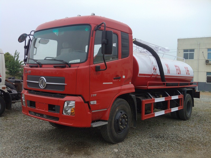 CLW5160GXED4东风天锦10方吸粪车