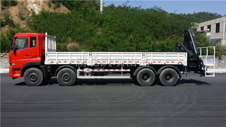 DWJ5311JJH型计量检衡车（左）