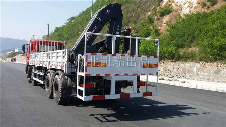 DWJ5311JJH型计量检衡车（正后）